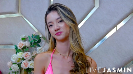 AnnieArias AnnieArias